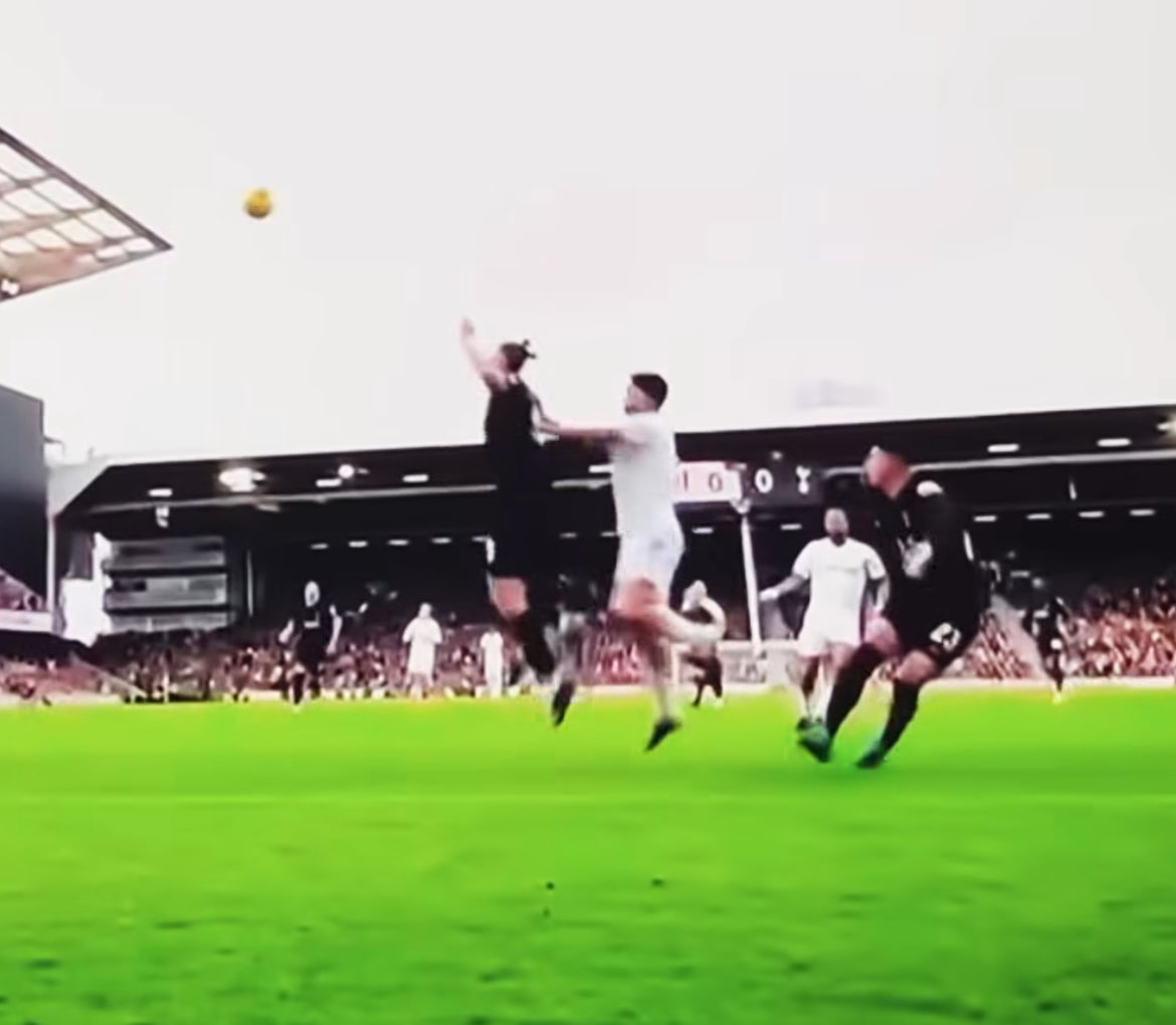 LiamTalksBall's tweet photo. Two hands in the back.

Spurs score - it’s a “very, very clear offence.”

Spurs concede - it “doesn’t meet the threshold.”

Explain that. https://t.co/lLPOo26dlo