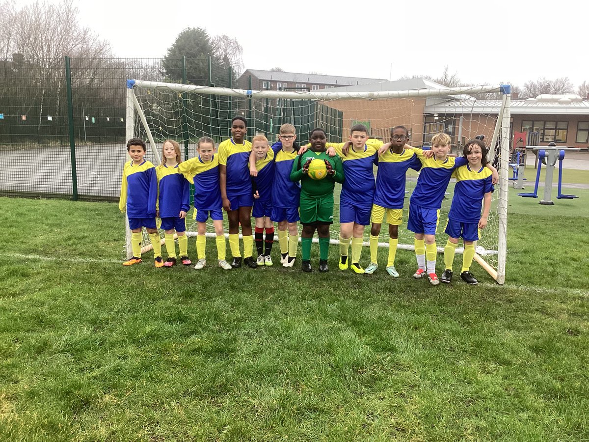 PE Mr Tomkins tweet media