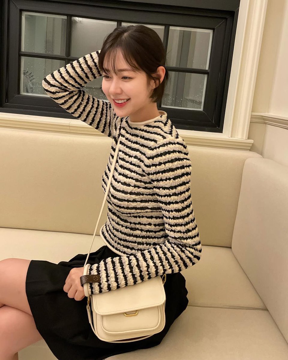 luvsski's tweet photo. 슬기온니 생일축하해요.....💕🤍🩵
사랑해 보고싶당 https://t.co/LQ4WlpUH90