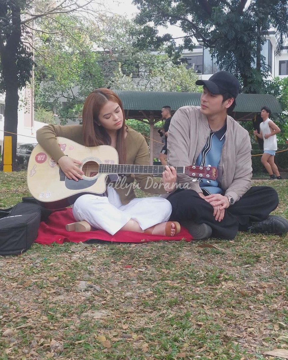 mytor's tweet photo. Finally had the time to post these. Dahil extended pa ng another episode ang #GSOT, here's something for #WilBea fans. 🥰 

Watch our review of GSOT here: https://t.co/PV3HwdXbkD https://t.co/OBTsZ0e1yM