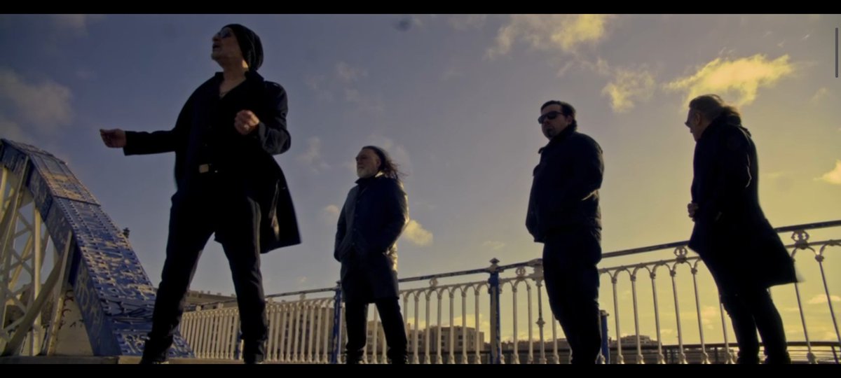 Las Novias tweet media