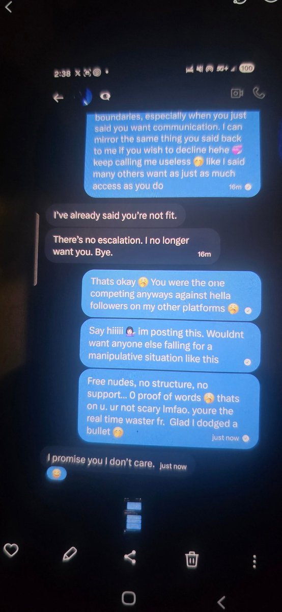 jinxeevee's tweet photo. Scam alert 🚨 "Master" wanted obedience &amp; nudes with 0 anything and 0 proof of prevous money sends to others. He wants to "spoil" Avoided when called out. Ladies, do NOT fall for this energy 💁🏻‍♀️ Your time and body aren't free.

@vilelordxo 

#buyingcontent #sellingcontent #scammer https://t.co/hn5eIyOHIm