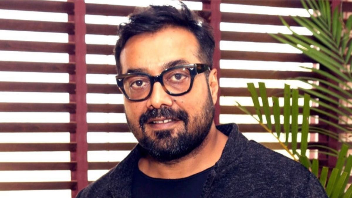 Its_CineHub's tweet image. Meet #AnuragKashyap - Once considered as the BOLDEST &amp;amp; MOST INFLUENTIAL FILMMAKERS IN BOLLYWOOD 🎬

His 1st few films like #BlackFriday, #DevD, and #GangsofWasseypur changed the way Hindi cinema looked at STORYTELLING because he brought RAW REALISM, DARK THEMES and morally