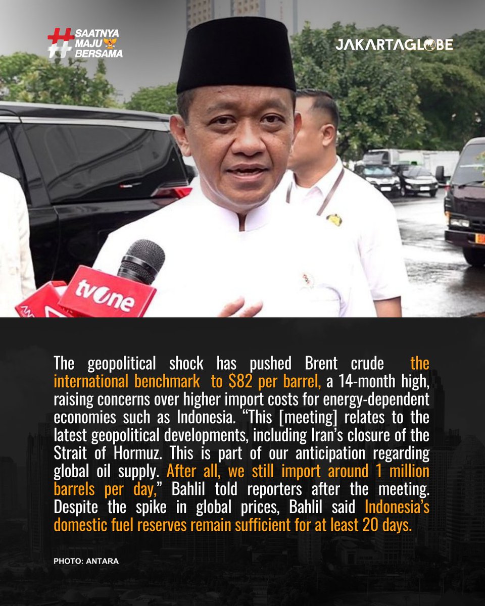 thejakartaglobe's tweet photo. The government says Indonesia’s fuel reserves are safe for at least 20 days amid the ongoing Strait of Hormuz crisis, reassuring the public as global energy supply concerns persist. #JakartaGlobe #Indonesia #Fuel #OilMarket #SupplySecurity #GlobalCrisis https://t.co/x3J3vVWR5G
