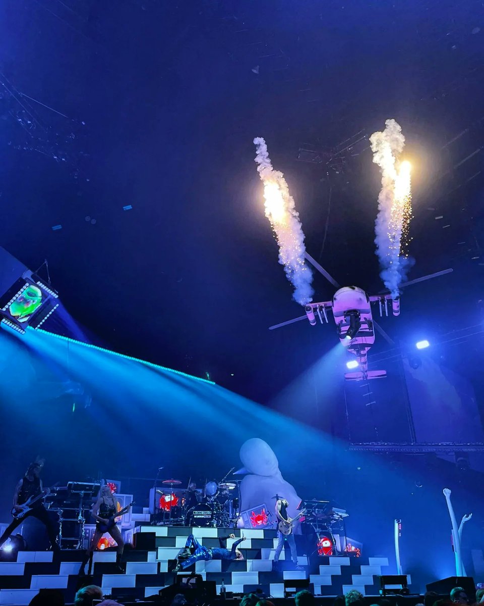 joli🪐 tweet media