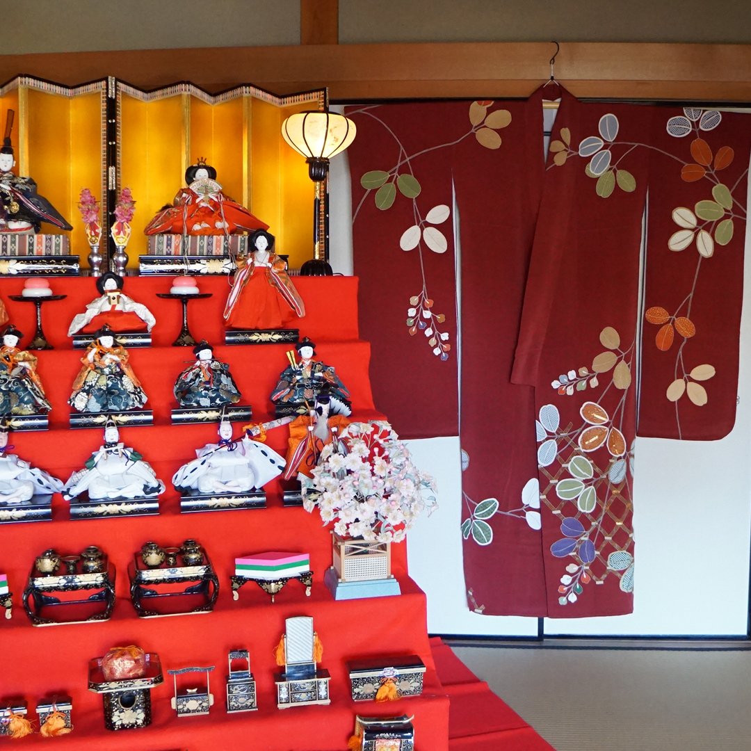 SHOP_2155's tweet photo. 桃の節句
お雛さんを出していたら
久しぶりに着物が見たくなり、
出して風に当てました。

#ばあば #Baba #レトロ #がま口 #ポーチ #かぎ針編み #ビーズ #ハンドメイド #Kawaii #奈良
#handmade #crochet #coincase #flamepurse #KissLock #retro #nara #japan #口金包 #手作 #可愛 #桃の節句 #お雛様 https://t.co/l845rZX4SO