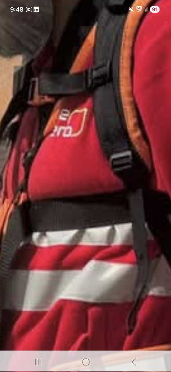 📢 Incoherencias del <a href="/psoedeandalucia/">PSOE de Andalucía</a>. En las imágenes pueden observar como MJ Montero y  Muñoz defienden trabajadores de limpieza PÚBLICOS, mientras el Sec Gnal de los socialistas sevillanos, PTE de <a href="/DIPUSEVI/">Diputación de Sevilla</a> y muy poco alcalde de su pueblo, privatiza la limpieza en #LaRinconada