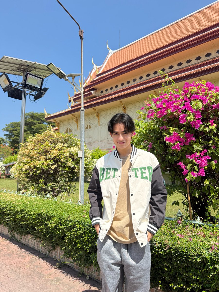 BarcodeTin's tweet photo. วันนี้มาทำบุญวันมาฆบูชาแล้วข่าวดีก็มาทันที ก็ฉลอง 2 ล้านไปเลย ขอบคุณทุกคนที่ติดตามมากครับบ อยู่ไปด้วยกันนาน ๆ นะค้าบ ❤️❤️❤️#2MTogetherWithBarcode https://t.co/Z3yW9LHxpk