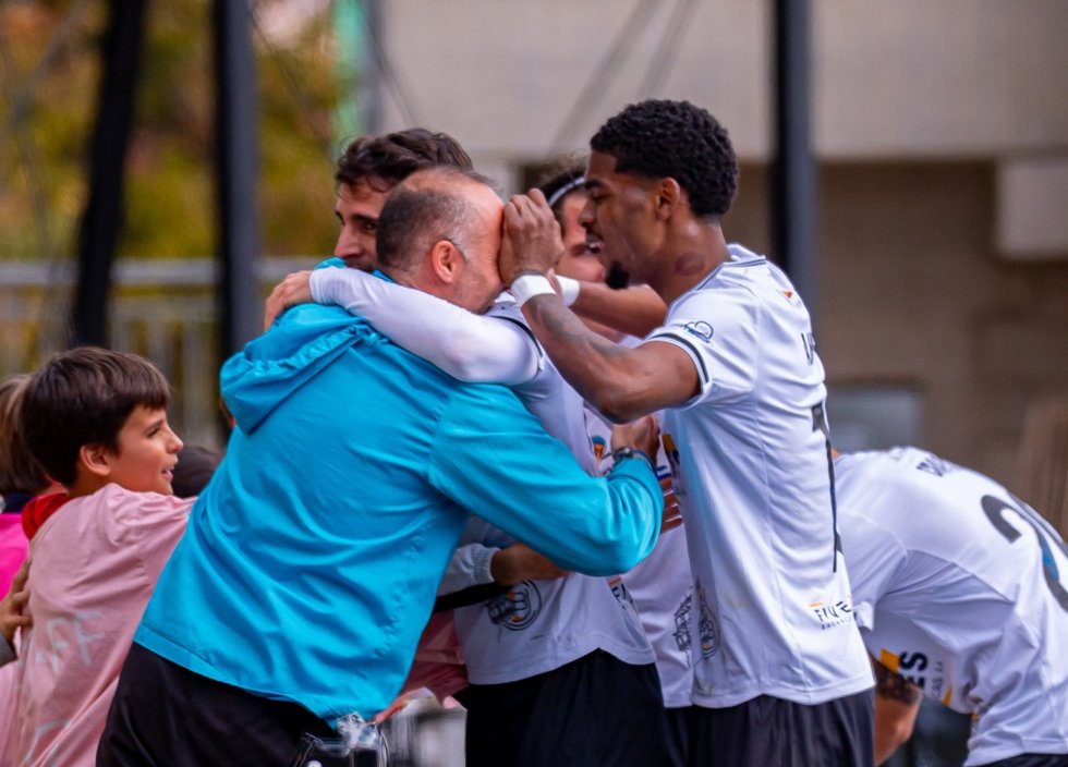 Luisja García 🎤📻 tweet media