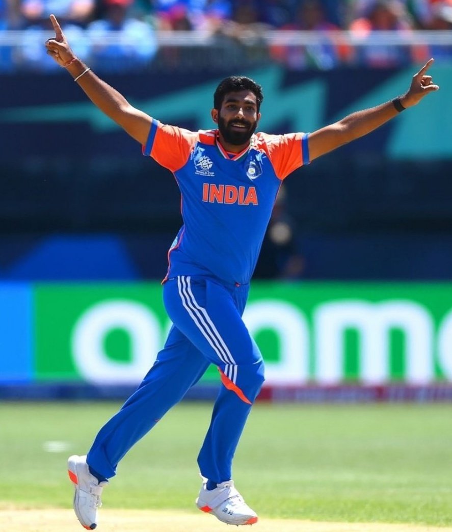 MadhurYadav214's tweet photo. T20 वर्ल्ड कप में सर्वाधिक विकेट लेने वाले खिलाड़ी जसप्रीत बन गए हैं,

जिसको लेकर दुनिया के पूर्व ऑस्ट्रेलियाई गेंदबाज मैकग्राथ ने कहा “मुझे लगता है कि जसप्रीत बड़े मैचों का खिलाड़ी है। 

कभी-कभी बड़े मैचों में, ये खिलाड़ी अपने नॉर्मल गेम से हट जाते हैं। 

यह नहीं कह रहा कि फोकस नहीं होता, लेकिन उन्हें वे बड़े पल, बड़े मैच बहुत पसंद हैं। 

जब बड़े मैचों की बात आती है तो मुझे बुमराह पर पूरा भरोसा है” (इंडिया टुडे)