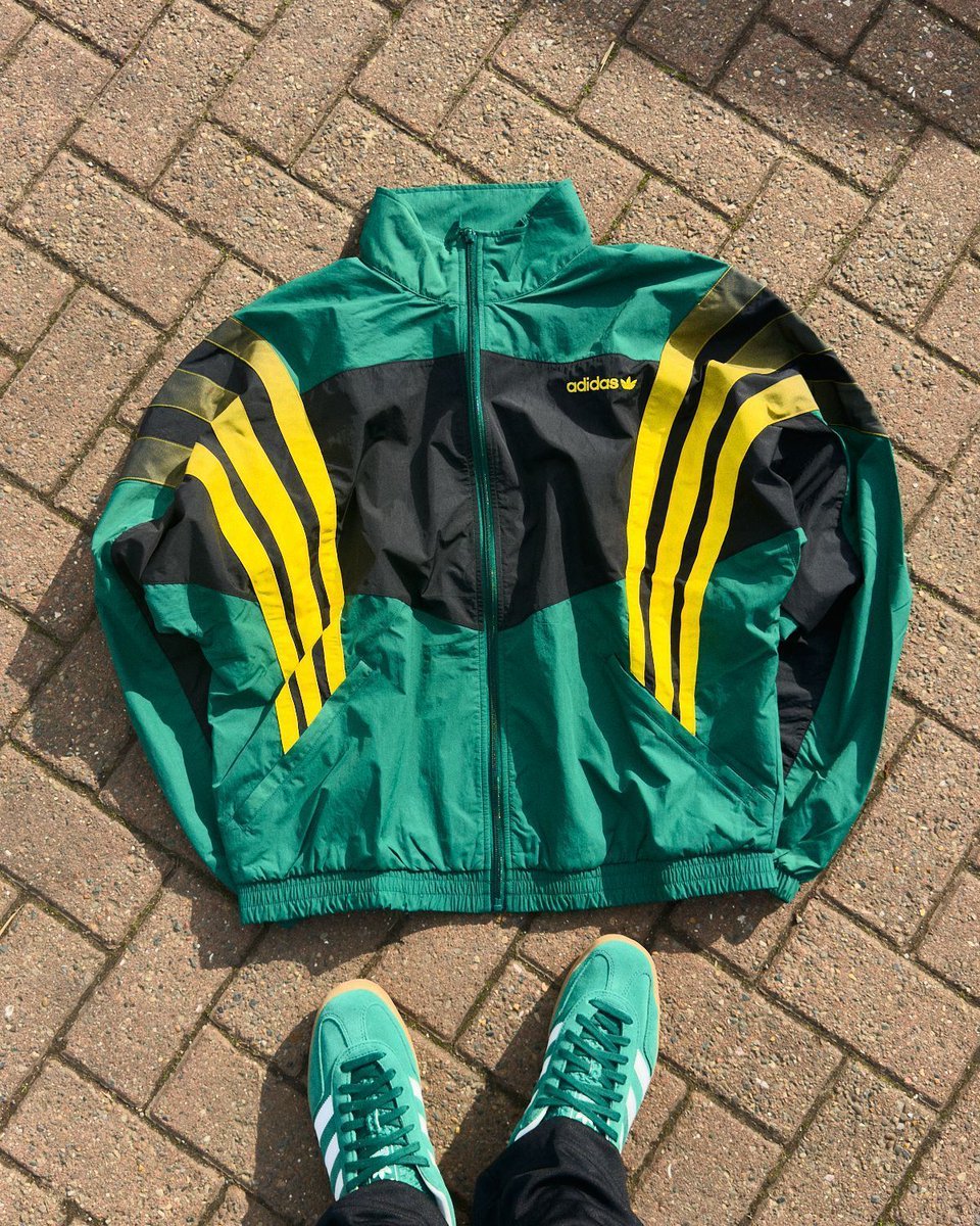 MAINLINE tweet media