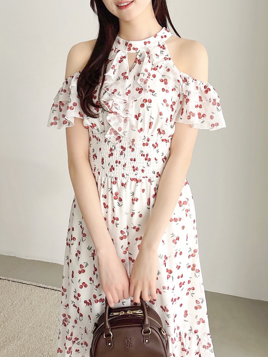 とびきりチャーミングなチェリー柄ワンピースが新登場🍒 3/6(fri)12:00