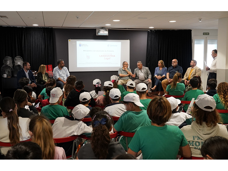 Futuro Laboral de las Instalaciones tweet media