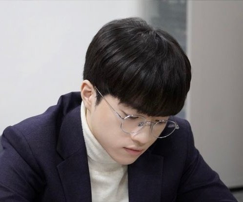 케민 tweet media
