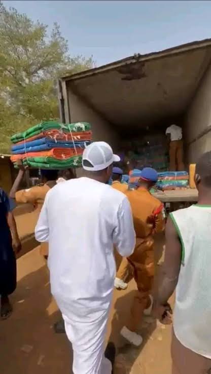 Special Appreciation to Seyi Tinubu

(Please, type "Thank You Seyi" before reading)

Considering the massive killings in Northern Nigeria, it has been reported that there is a shortage of mats for the Muslims to lay the corpses of their loved ones.
This prompted the son of the