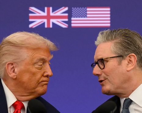 BREAKING: Trump criticized Keir Starmer for refusing to back Washington’s war against Iran, saying: “He has not been helpful… I never thought I’d see that from the UK.”

He warned the “most solid of all” alliances is under strain, adding: “It’s a different world a much different