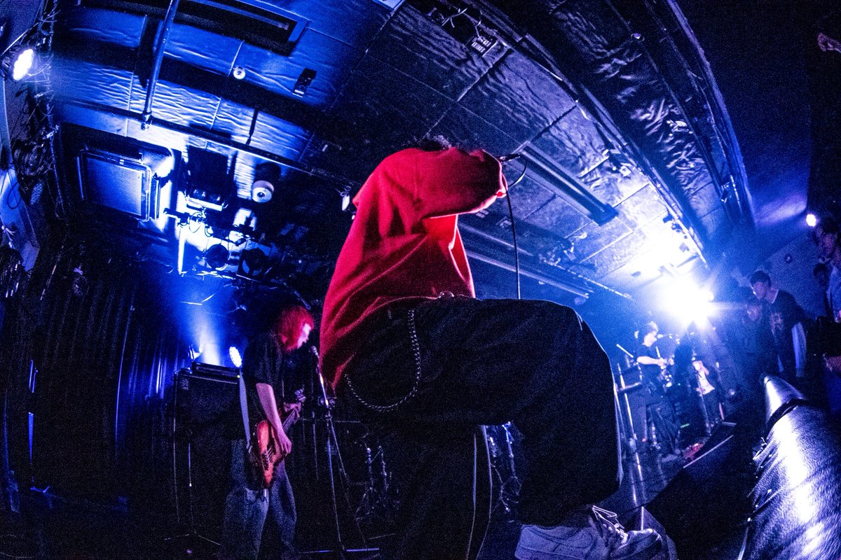 vax_trail's tweet photo. 【LIVE PHOTO】
2026.2.27（Fri）
at 心斎橋VARON

バンドマンの底辺×高さ÷2 &amp; DUMBSTRUCK pre. BE long BE top

📸Photo by @tu0ueb_photo https://t.co/vuKrkl2ZaL