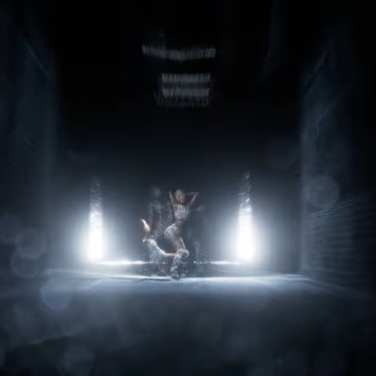 EVERGLOW Charts News⁴ tweet media