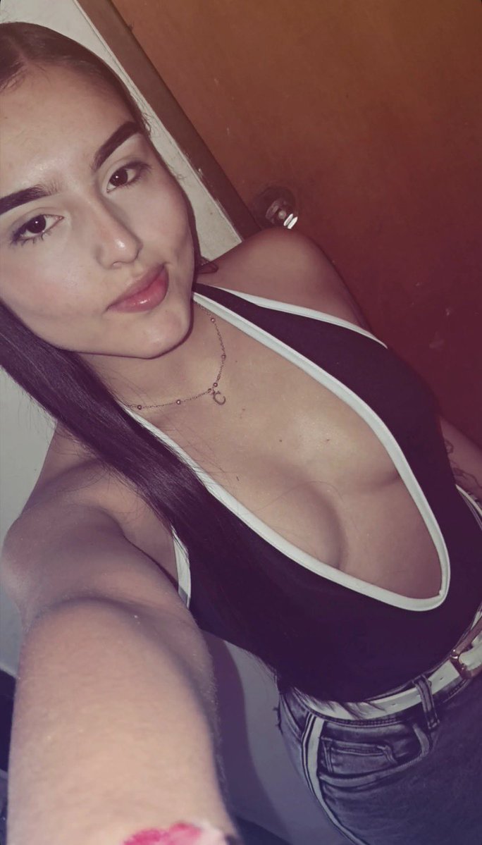 Carolina tweet media