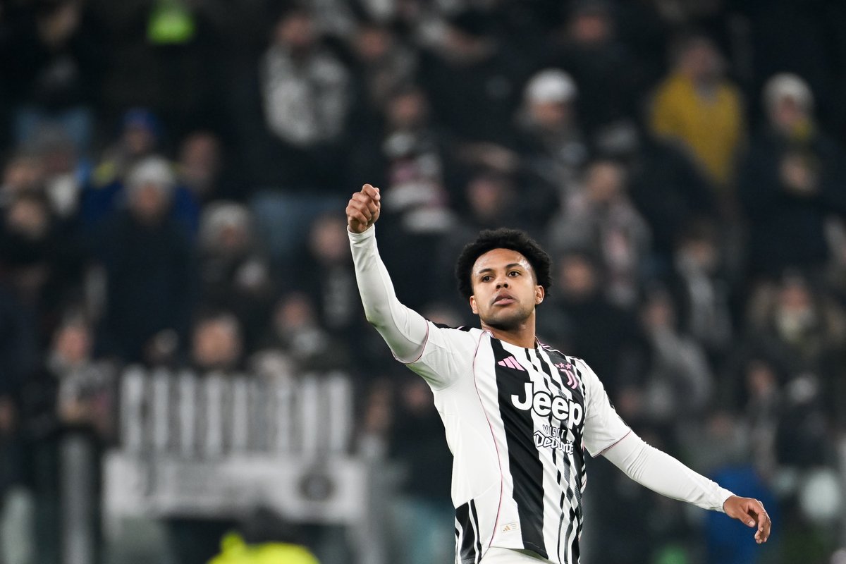 juventusfcen's tweet photo. The story so far 👟⚽️🥅 https://t.co/cm5KcCBOHE