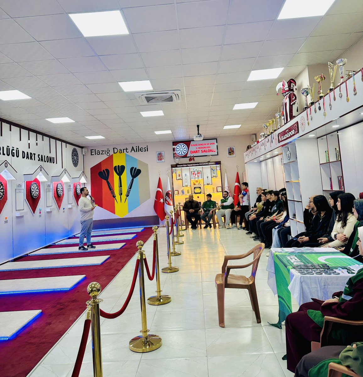 #DartHerYerde Elazığ Yeşilay Dart Turnuvası…

📍Elazığ

1–7 Mart Yeşilay Haftası kapsamında, 2 Mart 2026’da düzenlenen Yeşilay Dart Turnuvamızı coşkulu ve anlamlı bir atmosferde tamamladık.

Katılım sağlayan ve emeği geçen tüm Elazığ Yeşilay ailesine teşekkür ederiz. 💚🌙 🎯