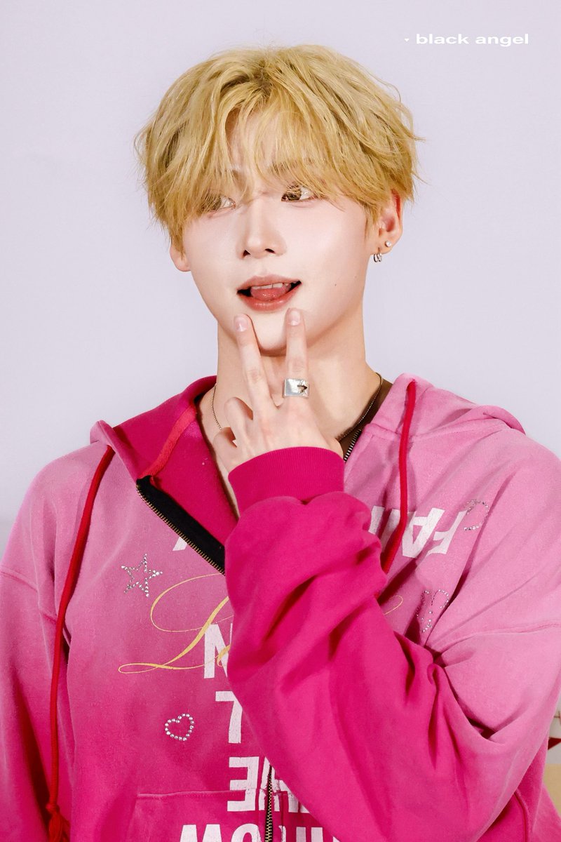 ☆ 260117 Alpha Drive One サンウォン 私服 🏷️ Brand : GRAILZ