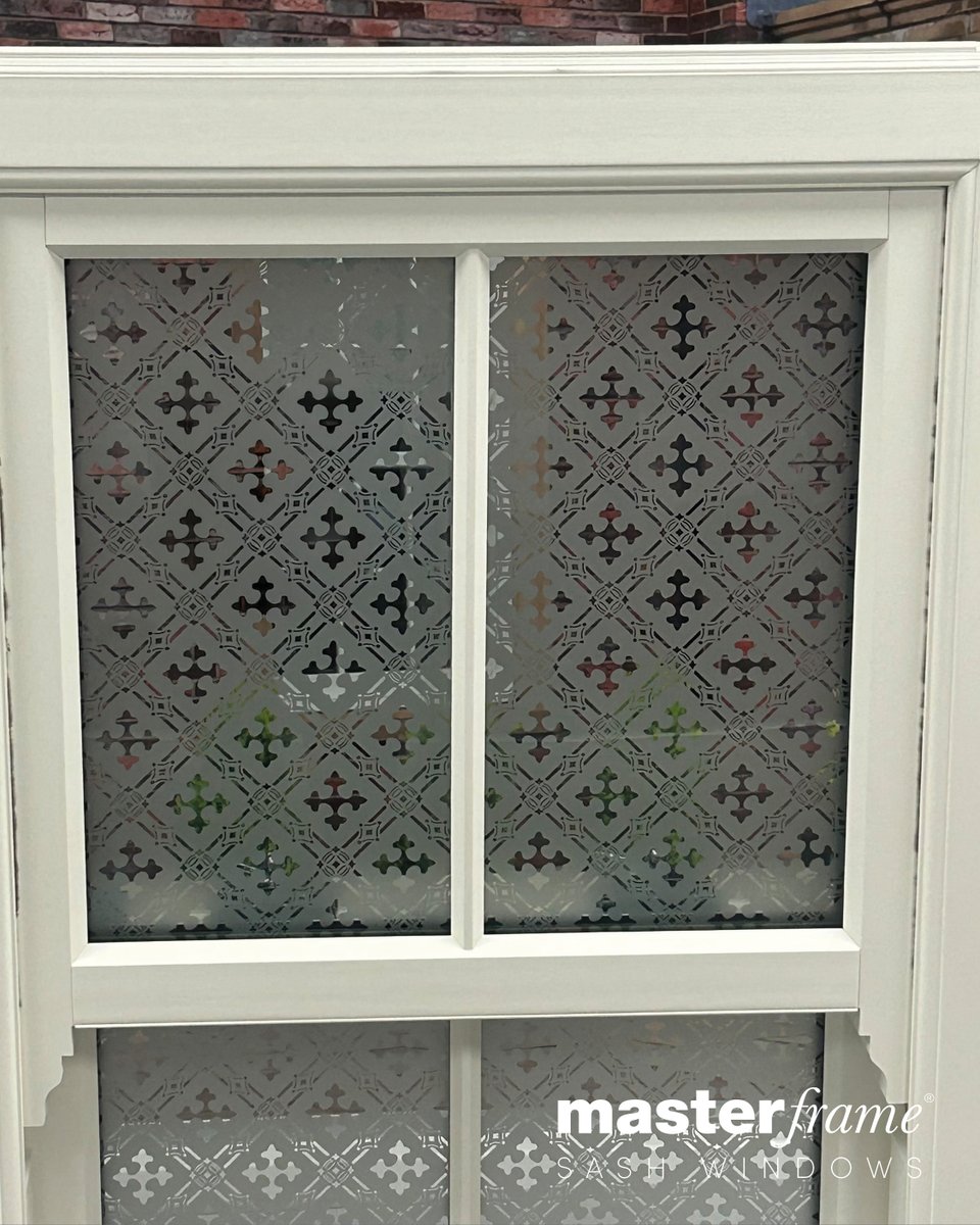 MasterframeSash's tweet image. Now leaving the factory 👌
Authentic sash windows featuring a striking Druid Cross design - clear &amp;amp; blue glass panels for real impact.
White Foil | Timberweld® | Deep bottom rail | Chrome furniture
👉 zurl.co/h8AOV
#SashWindows #TradeWindows #Masterframe