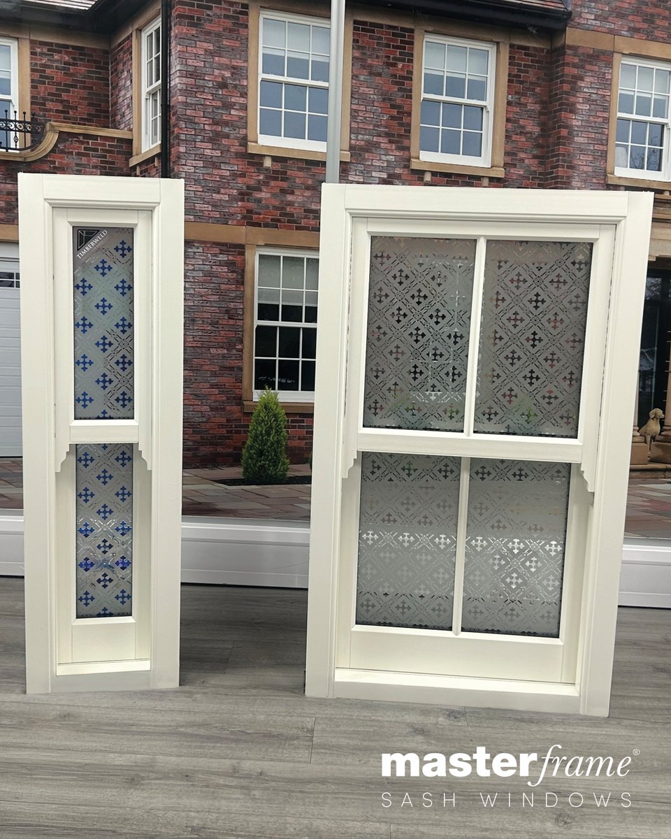 MasterframeSash's tweet image. Now leaving the factory 👌
Authentic sash windows featuring a striking Druid Cross design - clear &amp;amp; blue glass panels for real impact.
White Foil | Timberweld® | Deep bottom rail | Chrome furniture
👉 zurl.co/h8AOV
#SashWindows #TradeWindows #Masterframe