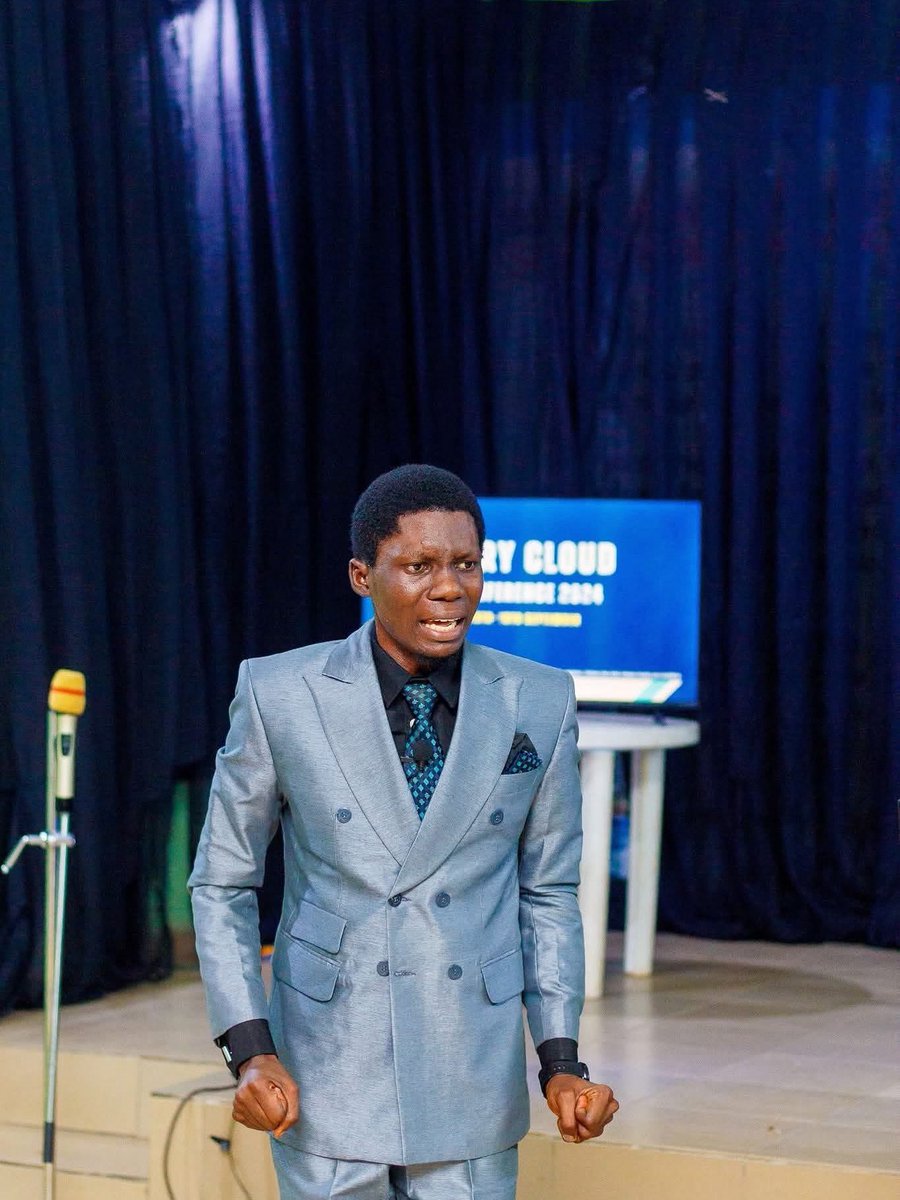 Familyoffaith_'s tweet photo. As spoken to us in His word,
It's a month of miracles on all sides,
Laughter again and again and again.
No fear, No anxiety, No panic.
Keep using your faith.
Fill your mind with expectations of/from God's word (written and spoken). https://t.co/Lm2HgtPuGN