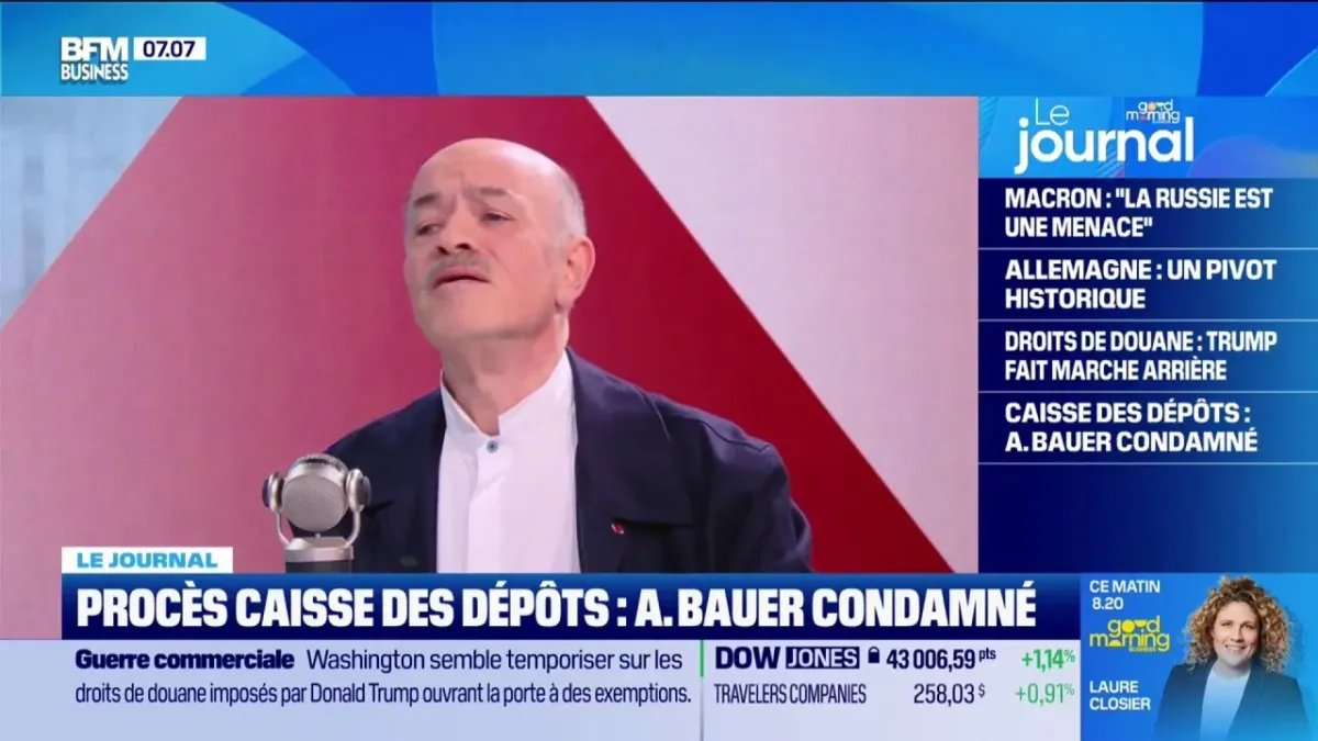 Pierre_B_y's tweet photo. Spécialiste des vols de bijoux.
Spécialiste de droit international.
Spécialiste en coups d'éclat.
Spécialiste d'Alain Bauer. https://t.co/rVPY1JcF94