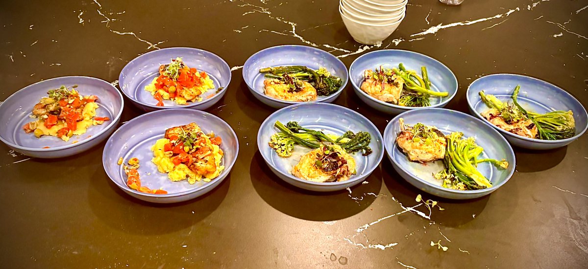 D98079Dwayne's tweet photo. Private dinner for 8 tonight, had a blast providing this elevated experience for my clients here in Palm Springs https://t.co/iASNHCpwVN