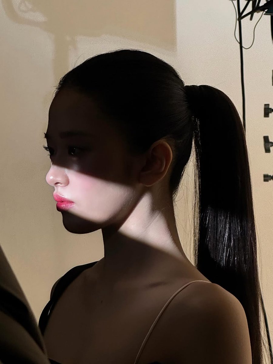 YUJINNiE. ૮・ᴥ・ა tweet media