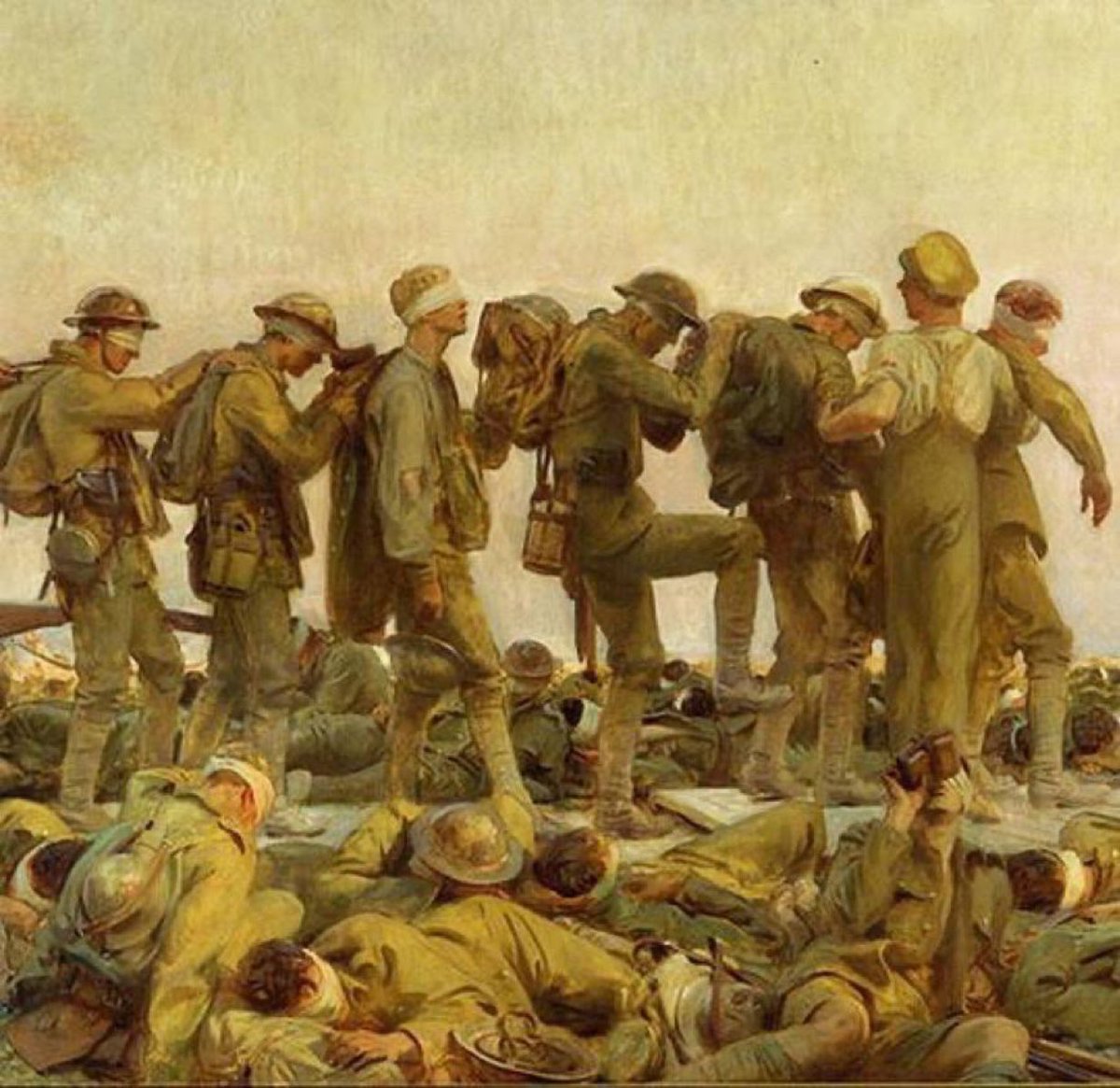 "Savaş, birbirini tanımayan insanlar arasında, birbirini tanıyan ama ölmeyenlerin çıkarları için yapılan bir katliamdır." 

Gabriel Garcia Marquez