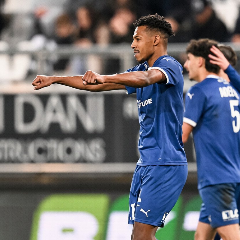 ⚽️ L'homme du match : Tawfik Bentayeb

Auteur d'un but et d'une passe décisive, le goleador troyen a inscrit son 13ème but de la saison et son troisième en deux matchs.

Le Marocain revient en forme au meilleur des moments après un léger trou d'air fin janvier.