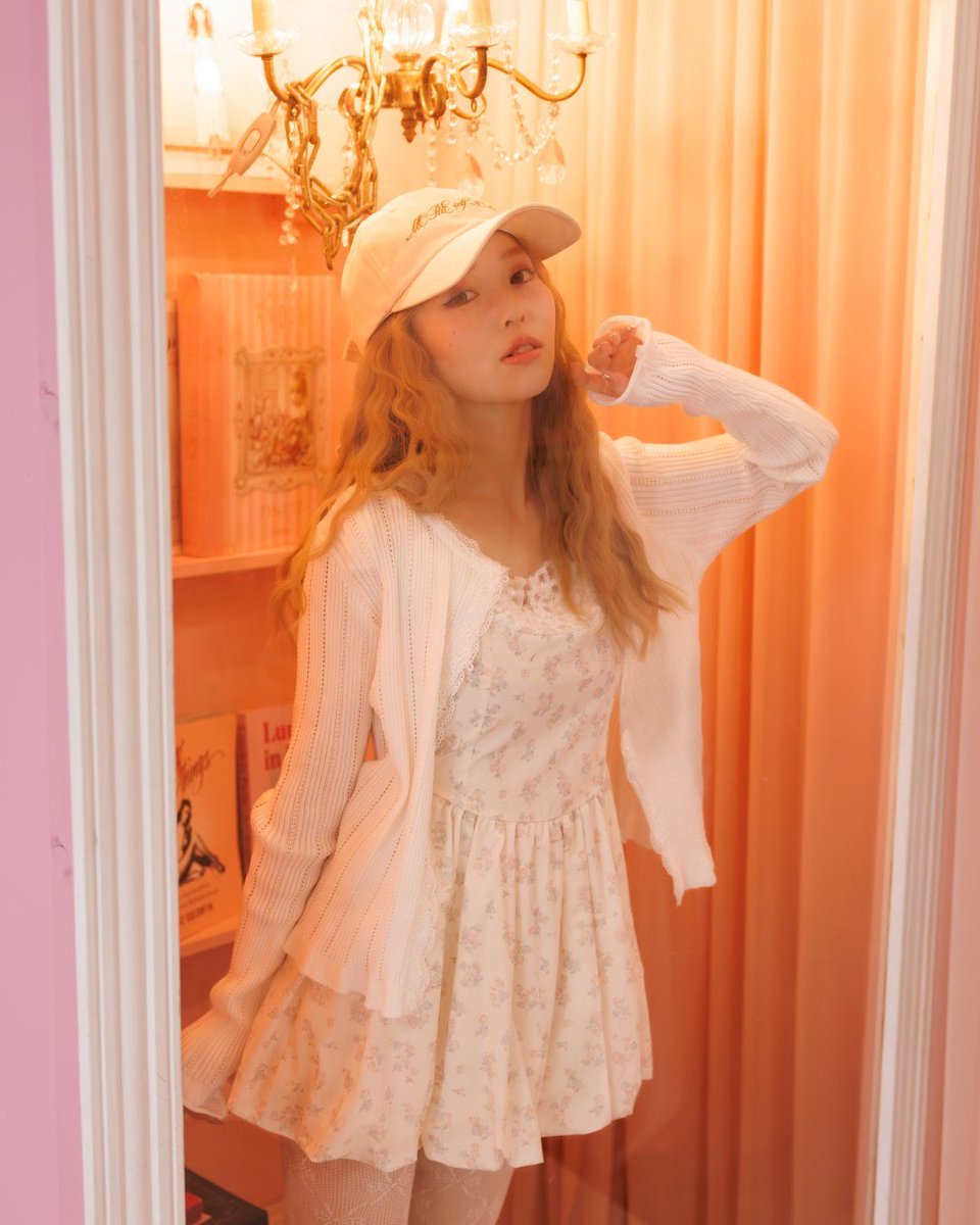 MOREselfLOVEweb's tweet image. Spring COLLECTION🌼.*｡･ﾟ♡ﾟ 

with MOMO＆SOYO of @onefive

@onefiveのMOMO＆SOYOが着こなすMORE self LOVEの春♡

3/5(THU)からの新宿ルミネエストpopupのビジュアルを公開✨🎀🎤

#onefive
#onefive_MOMO
#onefive_SOYO
#MOREselfLOVE
#モアラブラブ