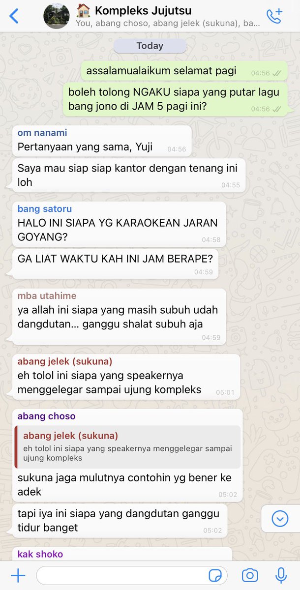 velvetcharis's tweet photo. #kompleksjujutsu dan tetangga toji bokap megumi yang hobi dangdutan pagi-pagi. https://t.co/NUz55onHZc