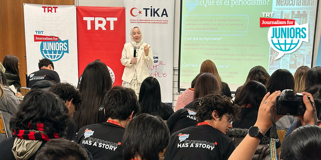 jforjuniors's tweet photo. #J4JMexico’s second training program has officially begun.🎉

In collaboration with @Tika_Turkiye  and @TIKA_Mexico, we’re building more than skills, we’re building storytellers.

Stay tuned for what’s coming next!

#J4JMexico #journalismforjuniors #mobilejournalism #youthinmedia https://t.co/g2JpufH7wI
