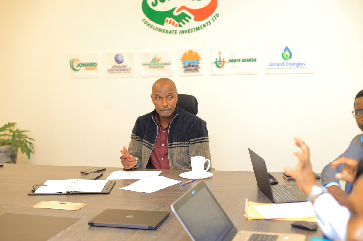 Hon. Eng Asiimwe Jonard. tweet media