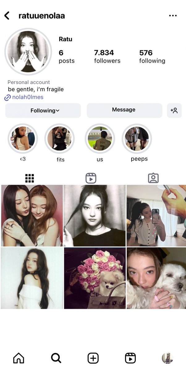 mitssyie's tweet photo. #jjunabi couple high maintenance kita, raja bucin banget ke ratunya, sebaliknya jugaa gituu, kalau cowo” di luar sana males nemenin cewenya shopping, raja malah seneng dan ENJOY nemenin ratu berjam” shopping, fyi ratu tuh pacar pertama raja juga… https://t.co/jCImINdtJn