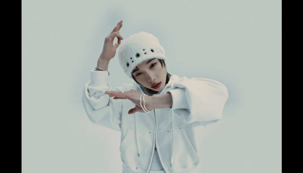 l0vleeu's tweet image. たいらくん全部かっこよかった♪♪

#튜넥스 #SET_BY_US_ONLY #Taira #타이라 #내가_살아있다는_증