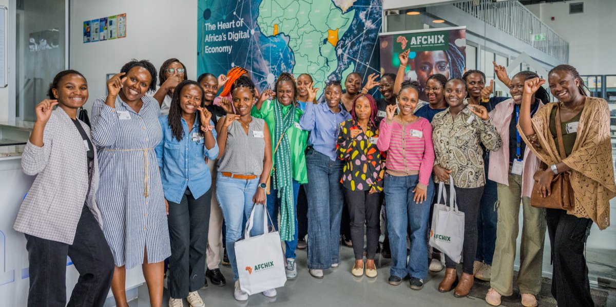 PAIXDataCentres's tweet image. We hosted a brilliant group of young women in STEM from AfChix for an educational tour of our Nairobi data centre. 
Behind the scenes, the curiosity, and energy in the room were truly amazing. 
#paixdatacentres #colocation #interconnectivity #digitalinfrastructure