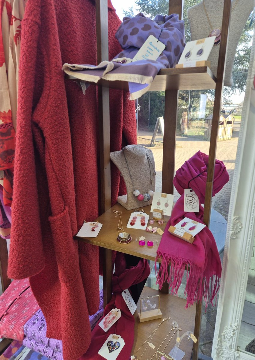 Accessory_Queen's tweet photo. Spring is on its way 🌼🌞🌸

Start your season off with a trip to @Accessory_Queen at @MilletsFarm and find a gorgeous collection of seasonal clothing &amp; accessories that will make you stand out from the crowd. https://t.co/8HM0jRb6Ky