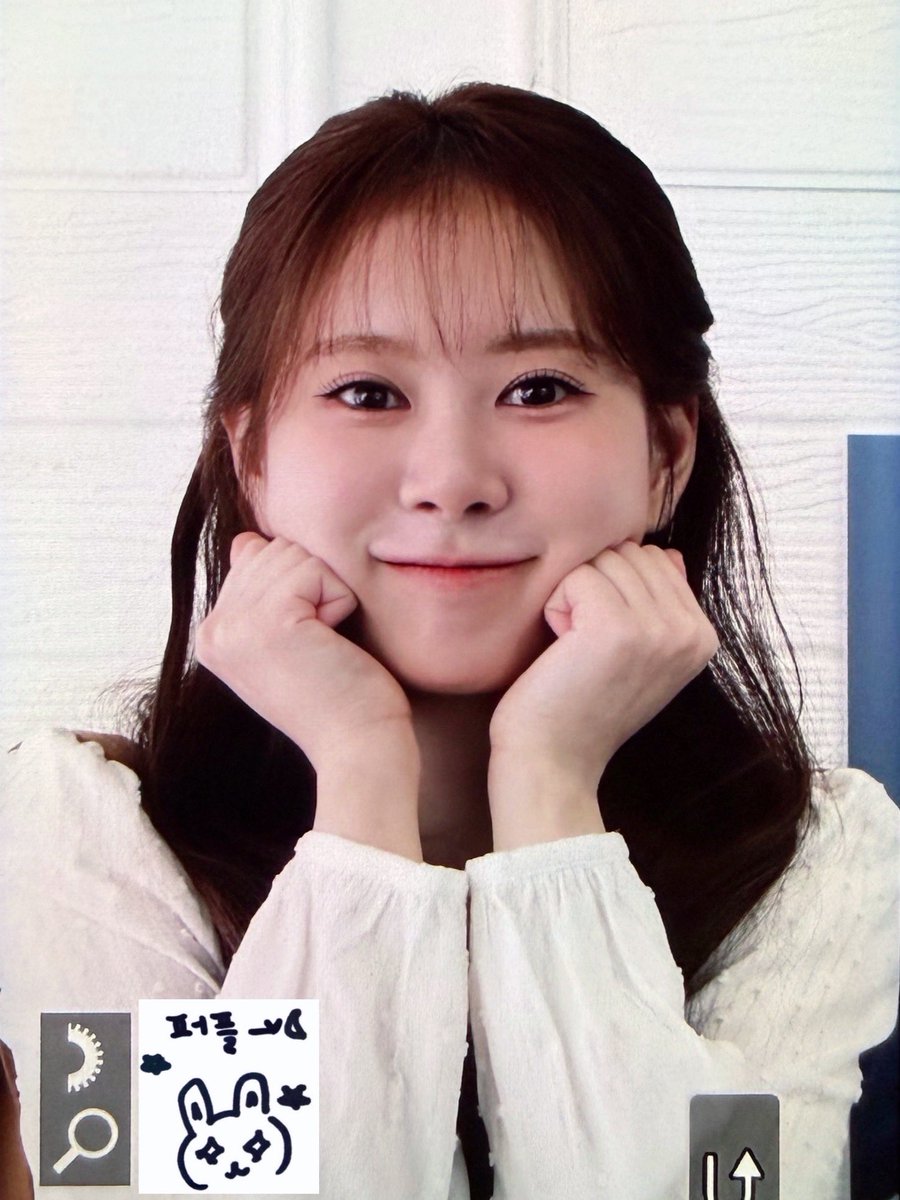 PURPLE990303's tweet photo. 260303

충            격
너무 귀여움 🥹🩷

#체리블렛 #CherryBullet #보라 #김보라 #BORA #뽀깽이🐰@cherrybullet @FNC_ACTOR 
#HAPPY_BORA_DAY https://t.co/9NWFtVxuXU
