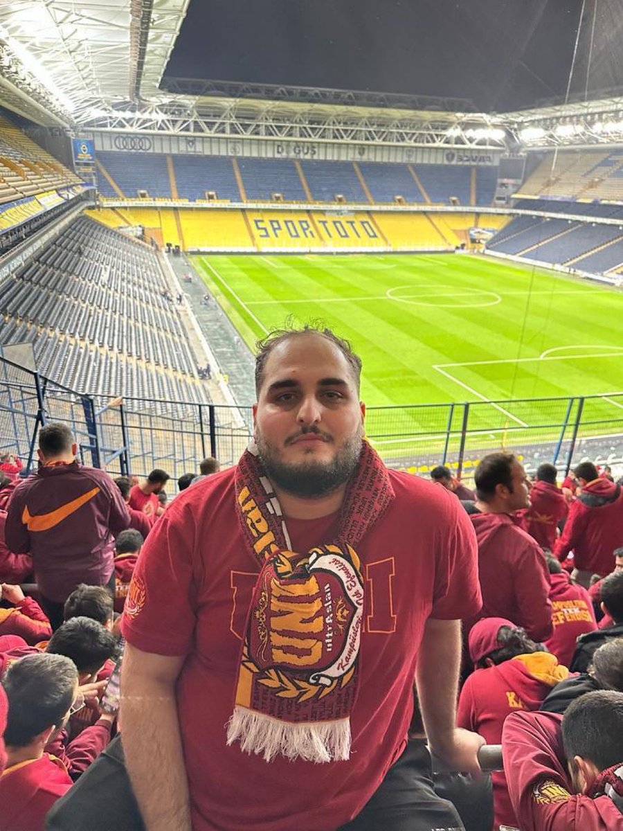 uAUNIBilgi's tweet photo. ultrAslanUNI BİLGİ  Ailemizin eski başkanı Batuhan Yıldırım’ın doğum gününü kutlar, Başkanımıza yeni yaşında nice mutlu seneler dileriz! #uAUNIBİLGİ https://t.co/Uwc88C8qNH