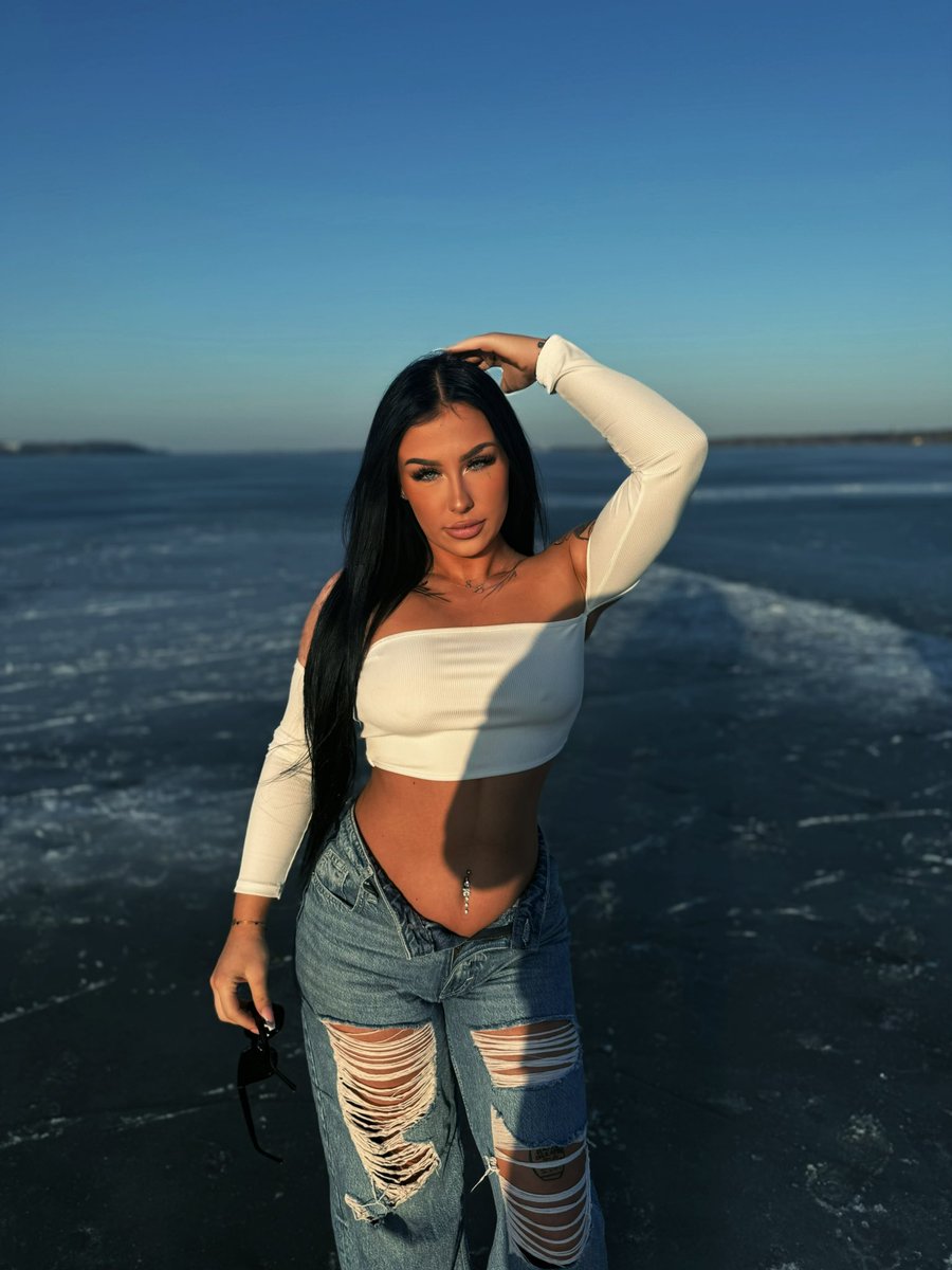 Nykovska tweet media