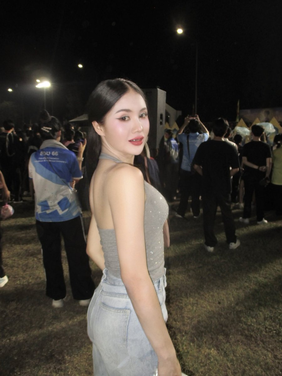 ྀིmila tweet media