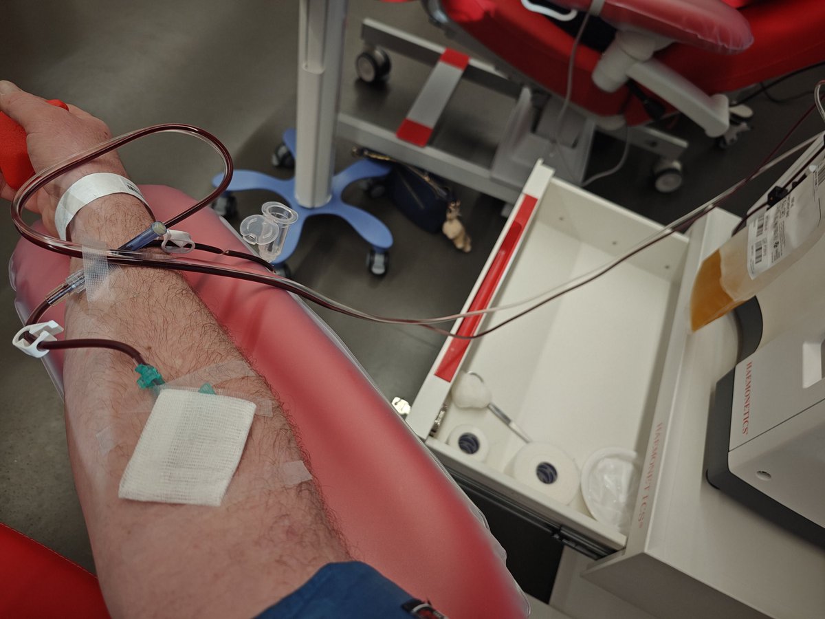 krisvl_70's tweet image. Zijn we weer 🩸 🙂 

#rodekruisvlaanderen #donor #plasma  #donateplasma #geefvoorelkaar