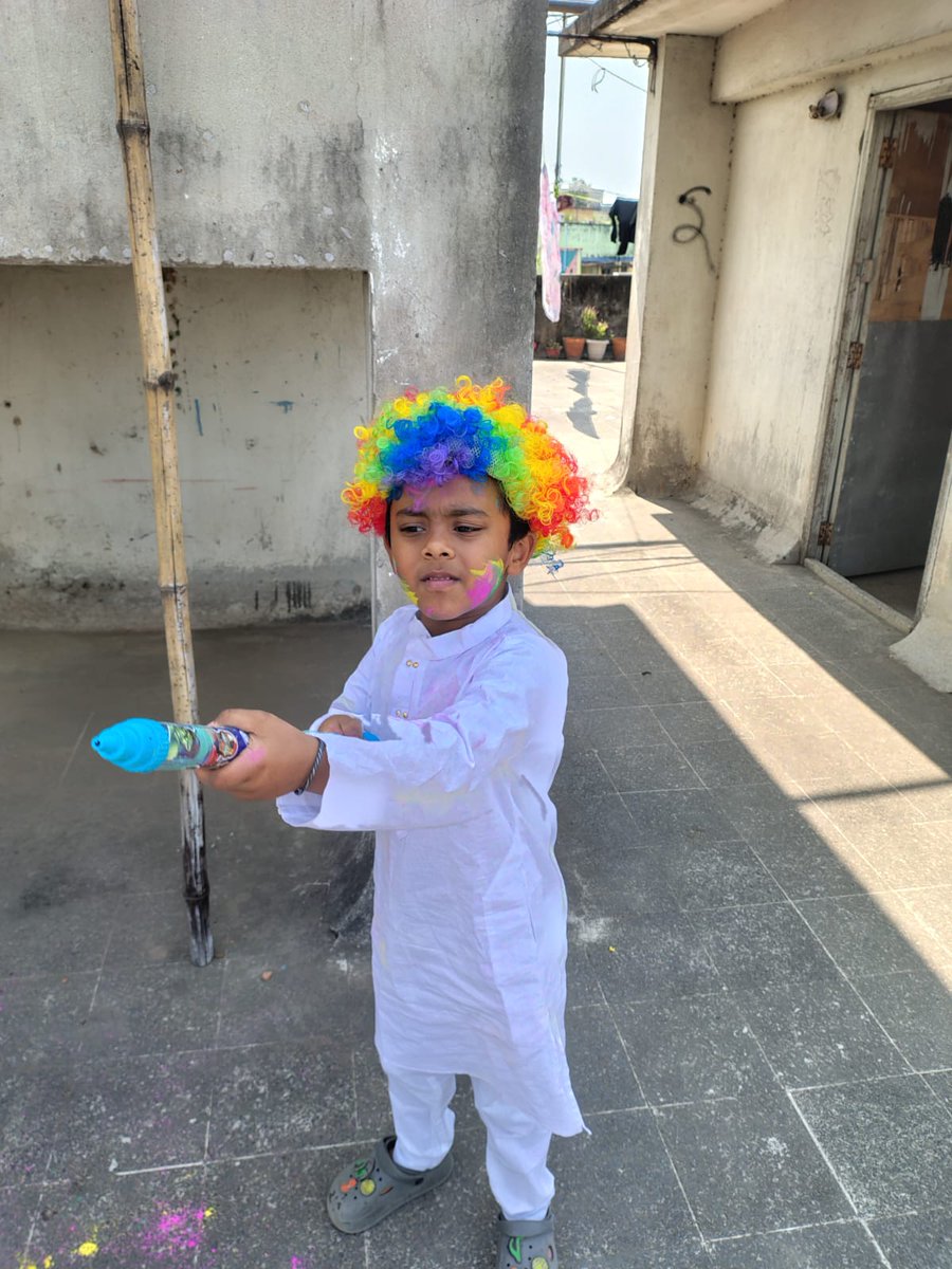 RoyPrasanta07's tweet photo. #HappyHoli https://t.co/uGBi46TWqJ