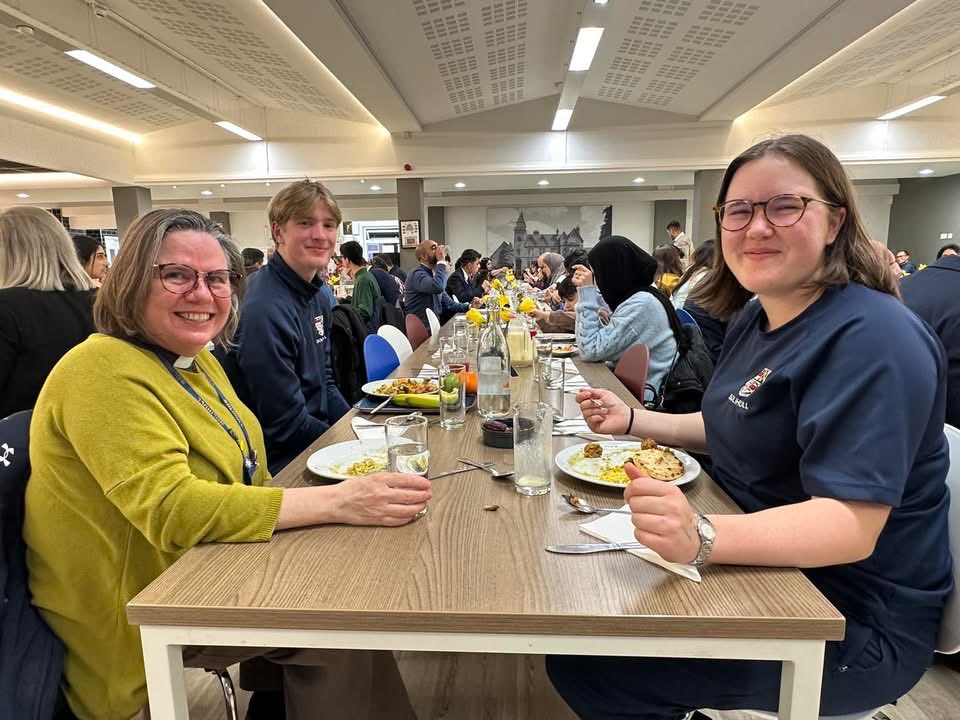 Dr Karamat Iqbal کرامت اقبال tweet media