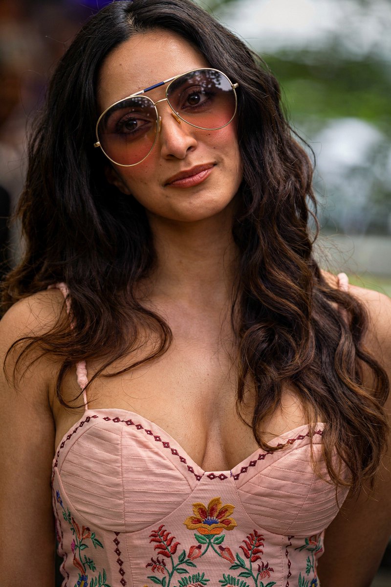 GlamspotA's tweet image. Uff, that 2nd Pic !🥵🥰Kiara